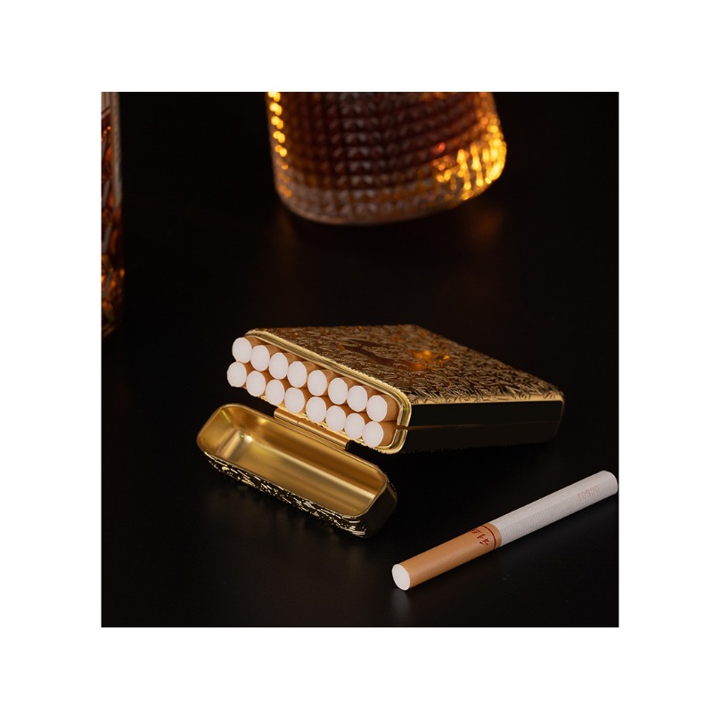 Kotak Rokok Logam Ukiran Retro - Men Accessories Kit ulasan dan harga